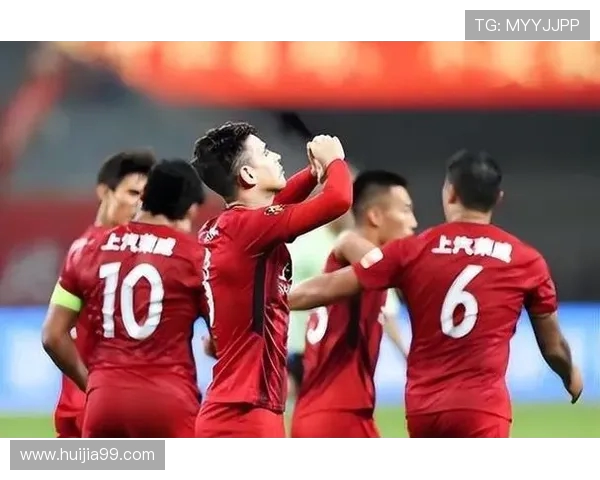 上海上港与墨尔本激战正酣比分揭晓引发球迷热议